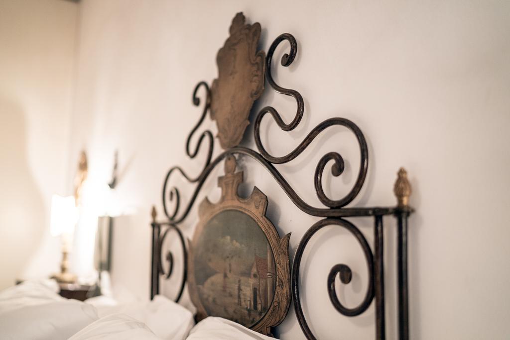 Accademia Terrazza Apartment เวนิส ภายนอก รูปภาพ